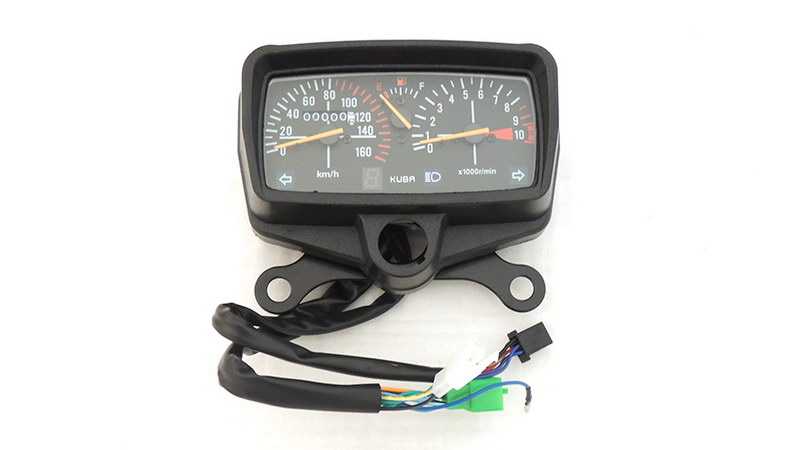 K.M SAATİ BENZİN GÖSTERGELİ ( KM125-6 )